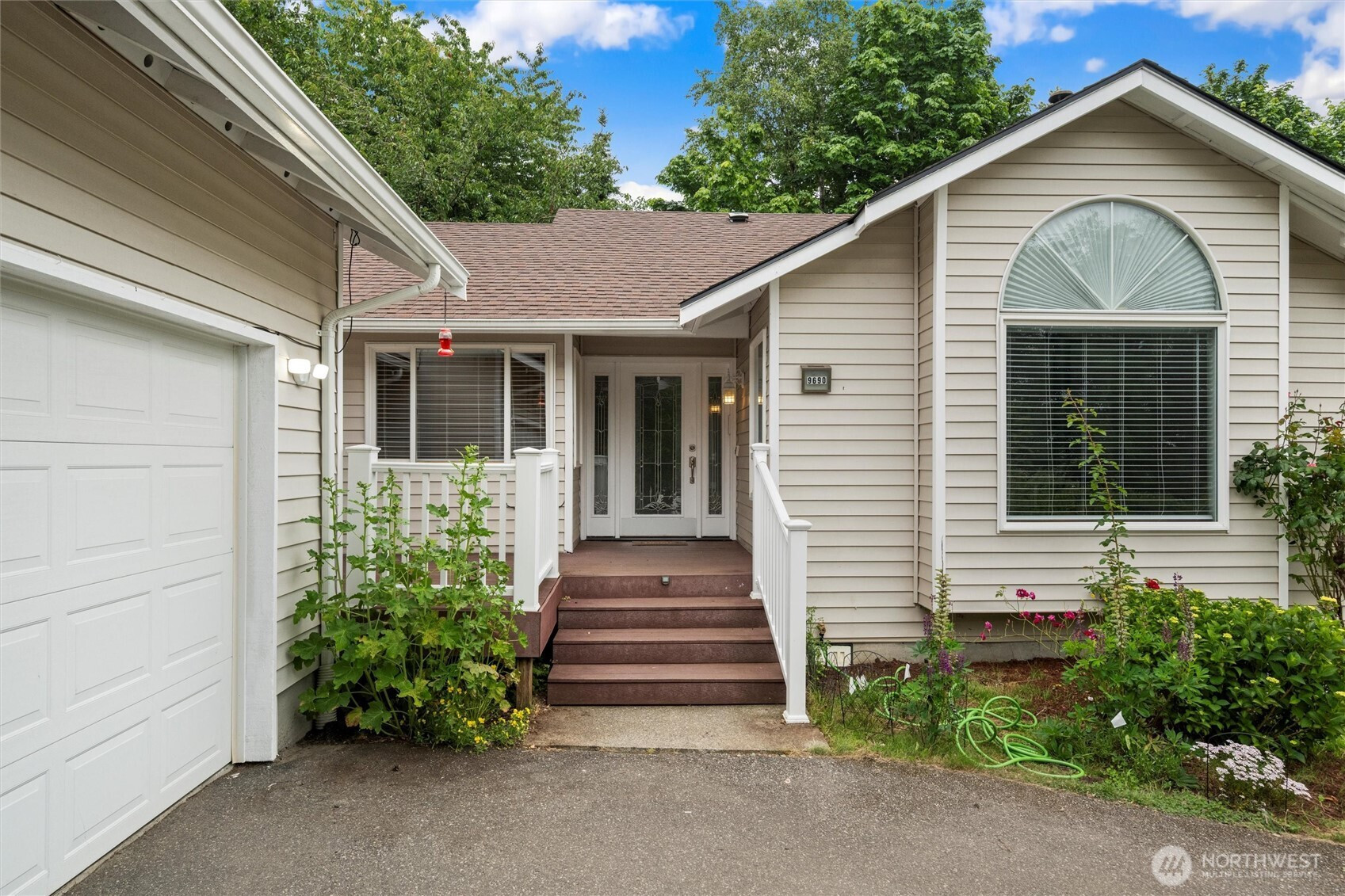 9690 Terrace Avenue, Blaine, WA 98230