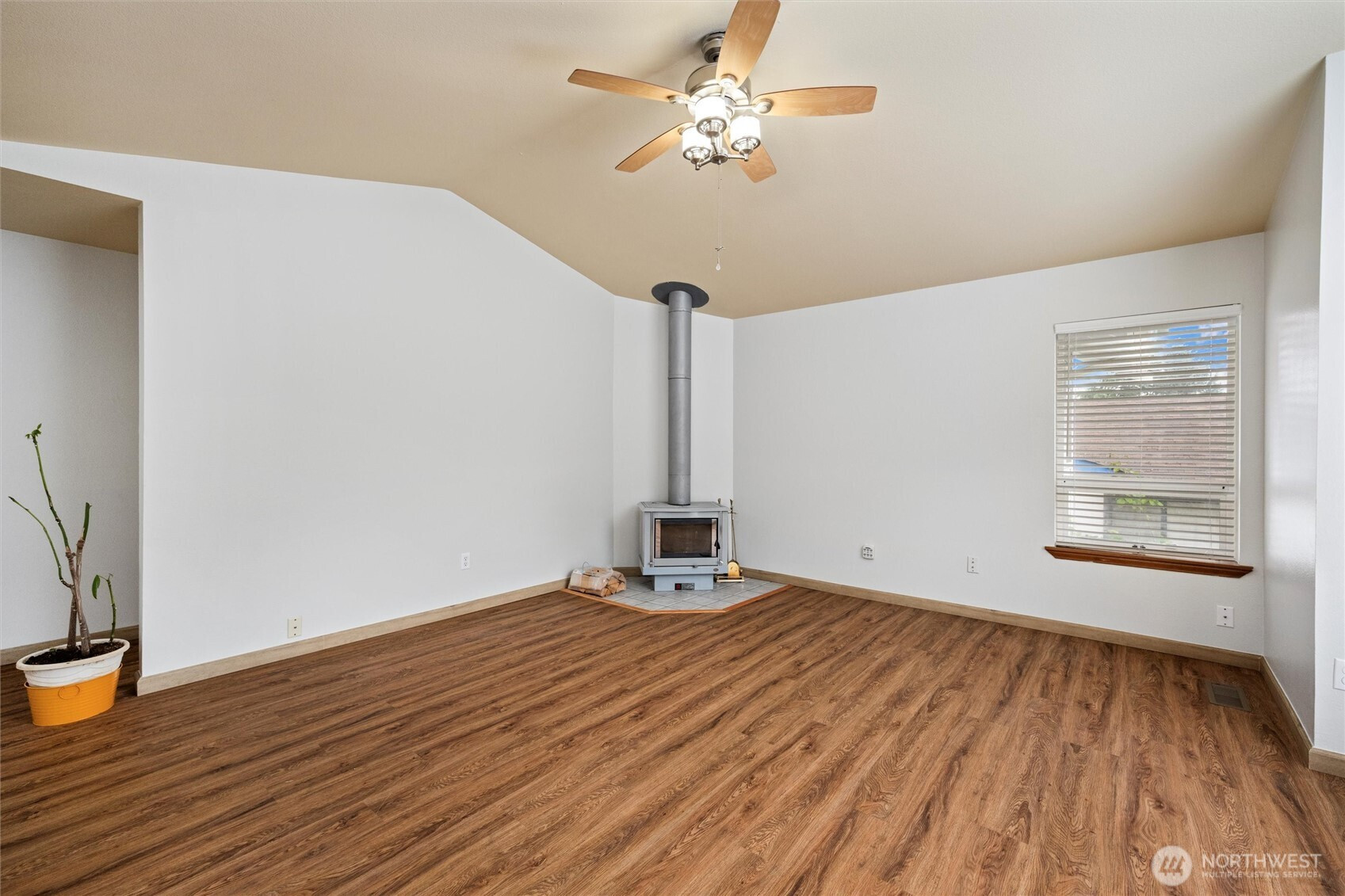 9690 Terrace Avenue, Blaine, WA 98230