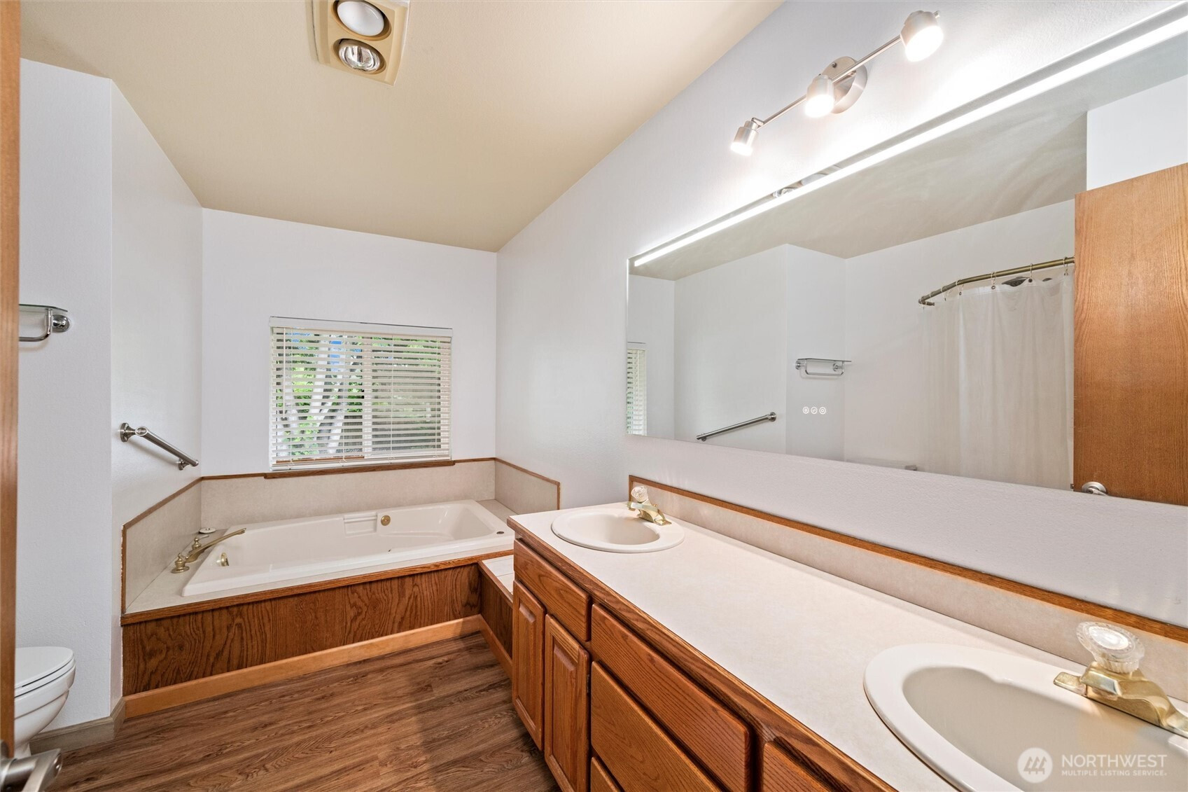 9690 Terrace Avenue, Blaine, WA 98230