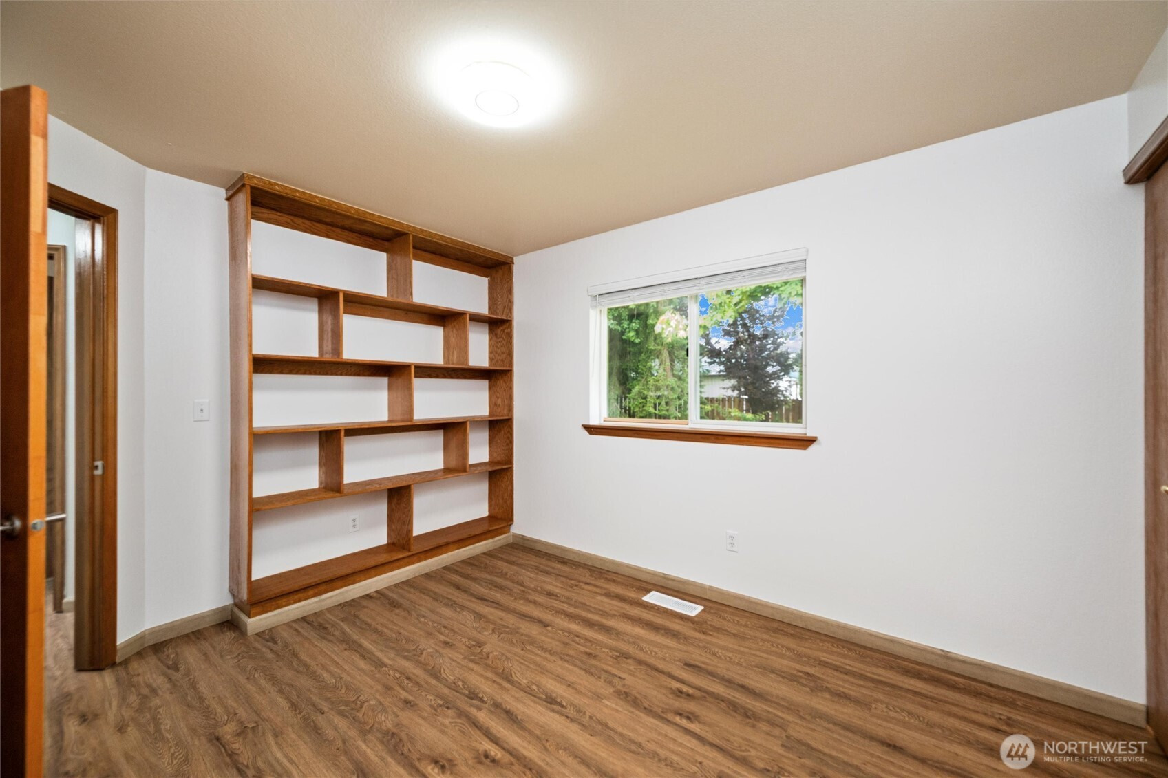 9690 Terrace Avenue, Blaine, WA 98230