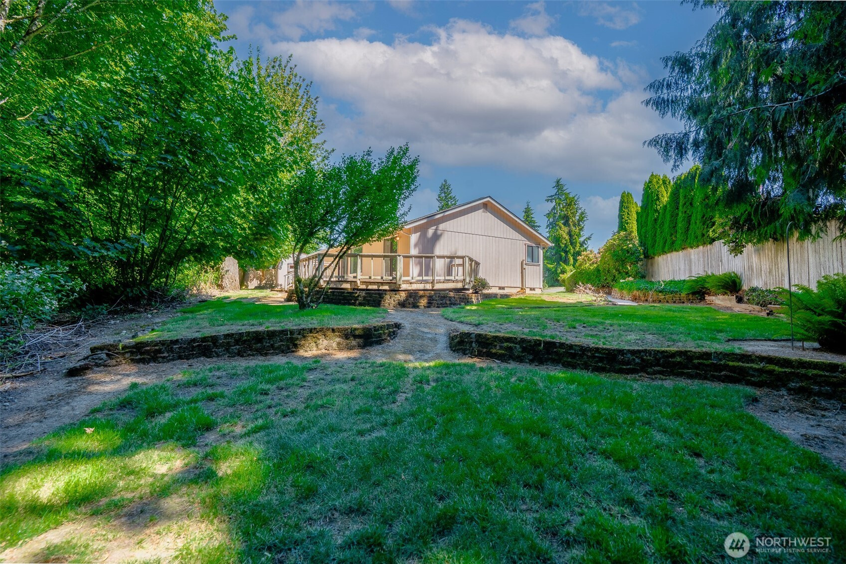 2711 Castlewood Court SE, Olympia, WA 98501