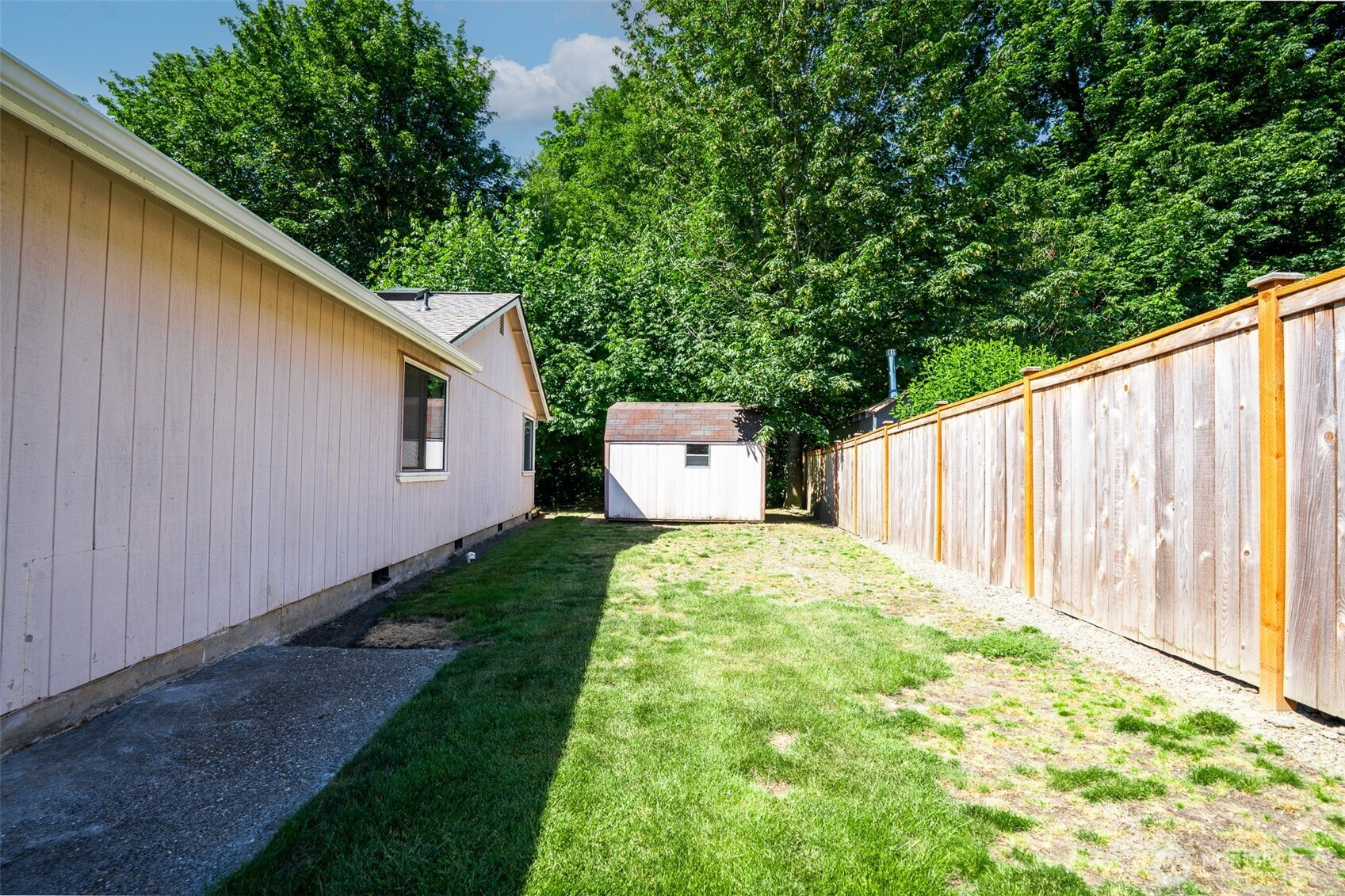 2711 Castlewood Court SE, Olympia, WA 98501