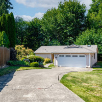 2711 Castlewood Court SE, Olympia, WA 98501