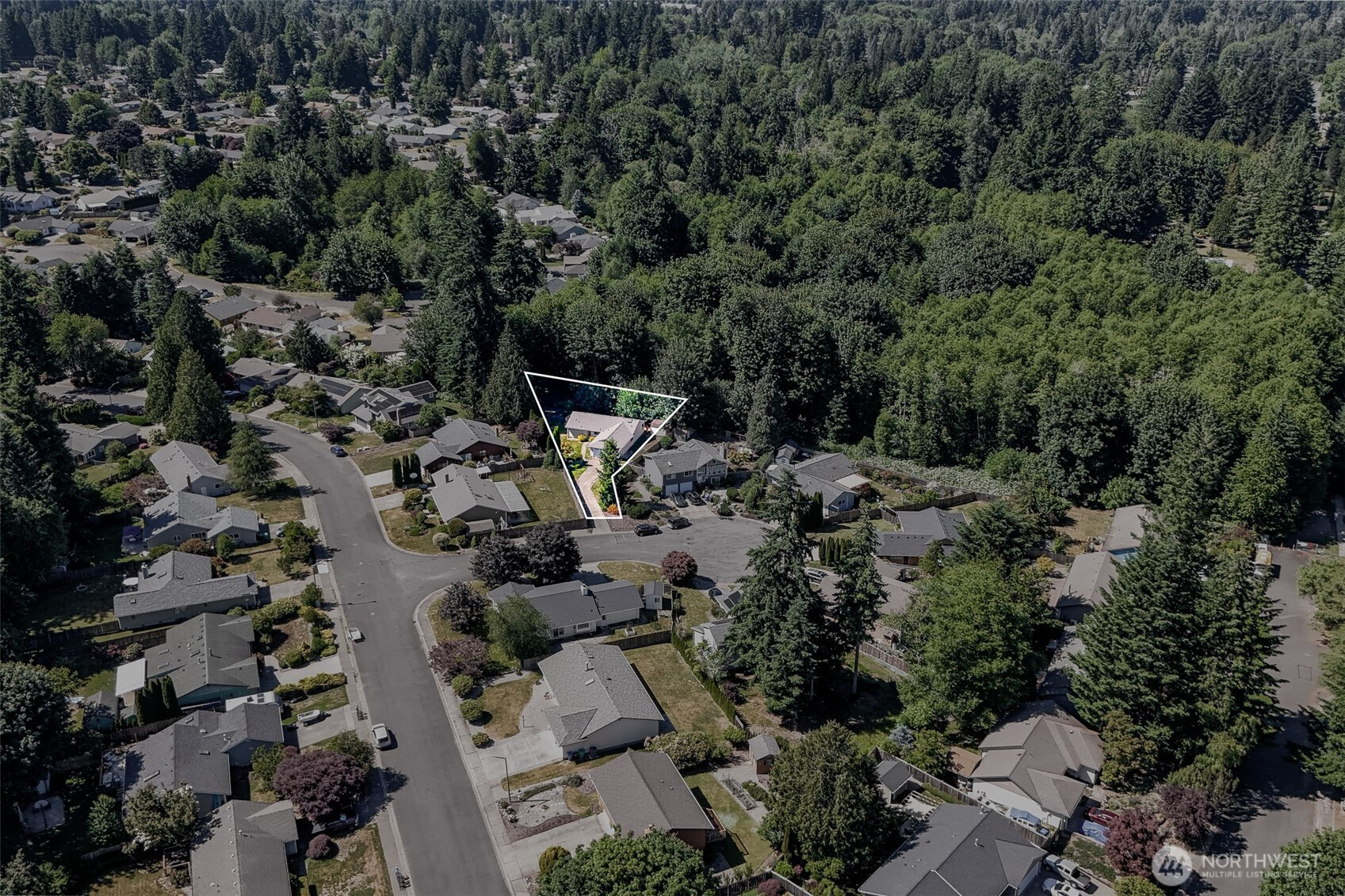 2711 Castlewood Court SE, Olympia, WA 98501