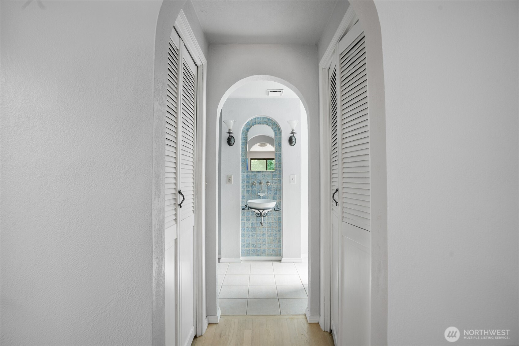 2711 Castlewood Court SE, Olympia, WA 98501