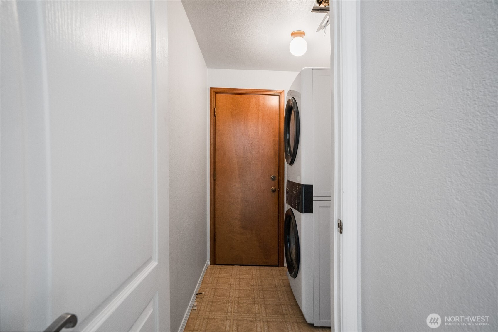 2711 Castlewood Court SE, Olympia, WA 98501