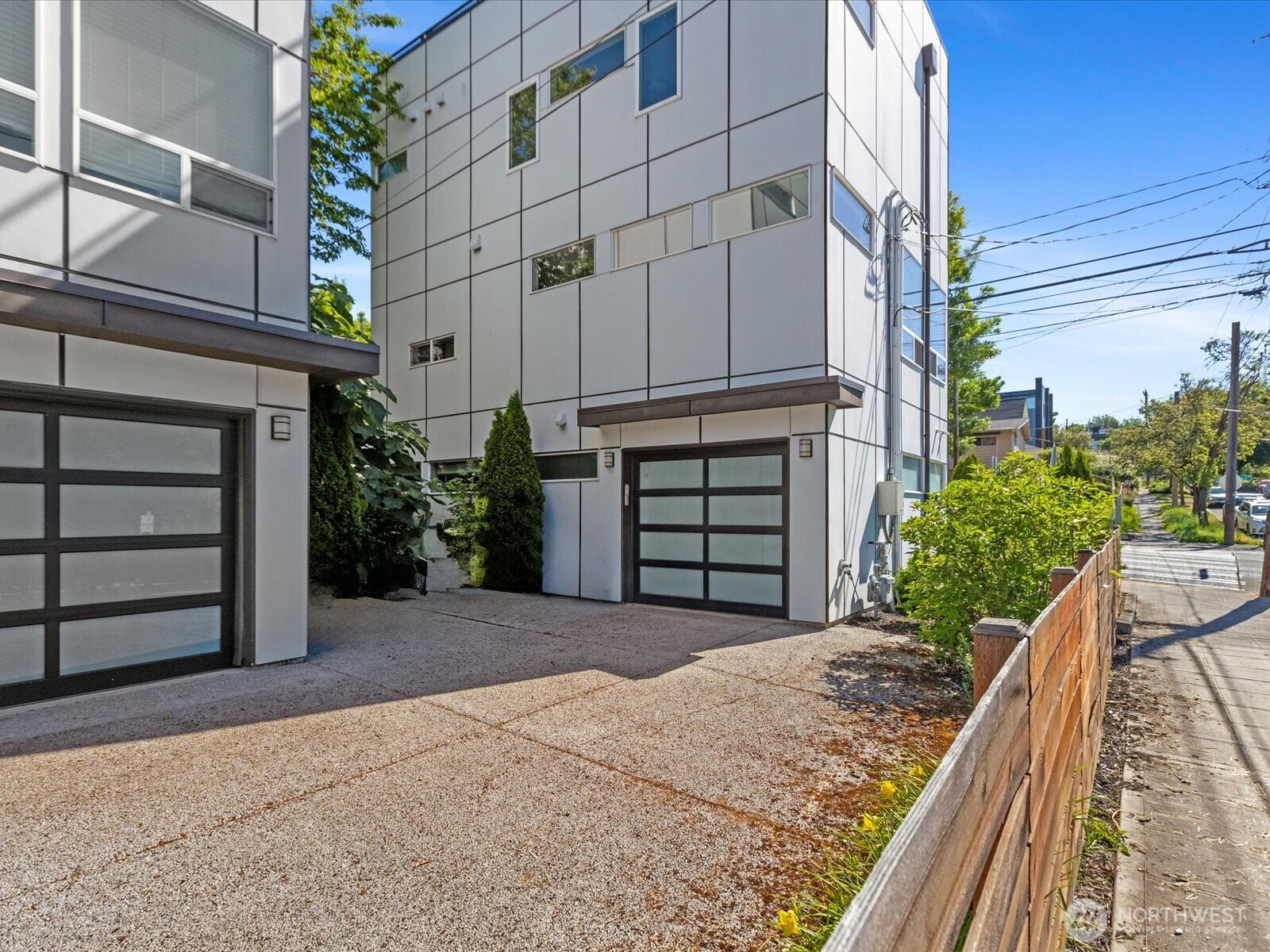 733 Martin Luther King Jr Way, Seattle, WA 98144