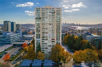 4540 8th Avenue NE, Seattle, WA 98105