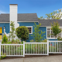 749 N 98th Street, Seattle, WA 98103