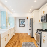 749 N 98th Street, Seattle, WA 98103