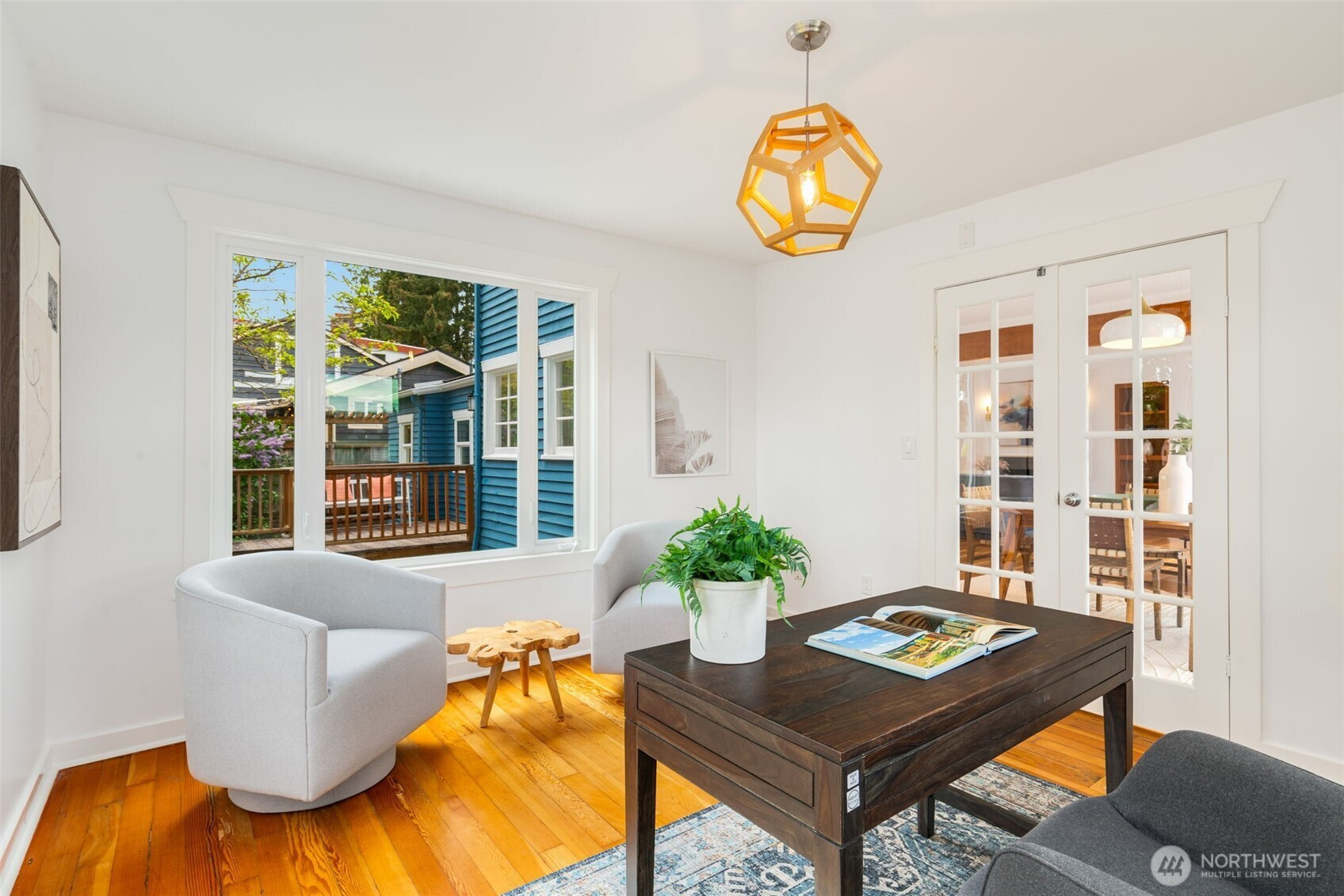 749 N 98th Street, Seattle, WA 98103