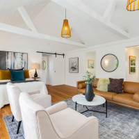 749 N 98th Street, Seattle, WA 98103