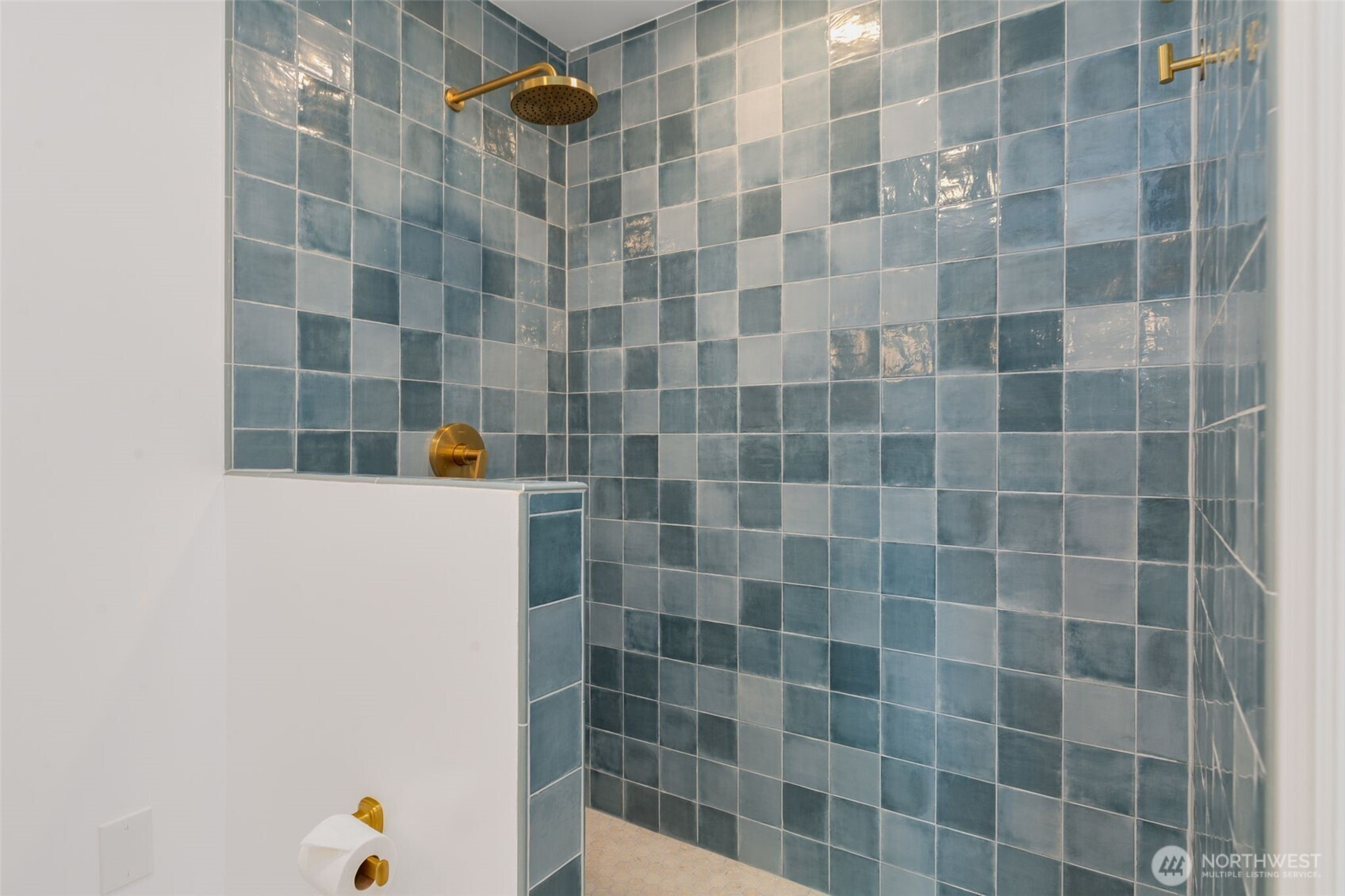 749 N 98th Street, Seattle, WA 98103