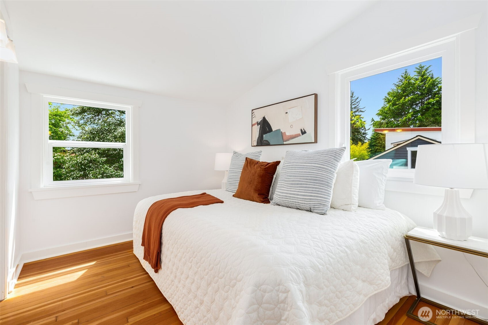 749 N 98th Street, Seattle, WA 98103