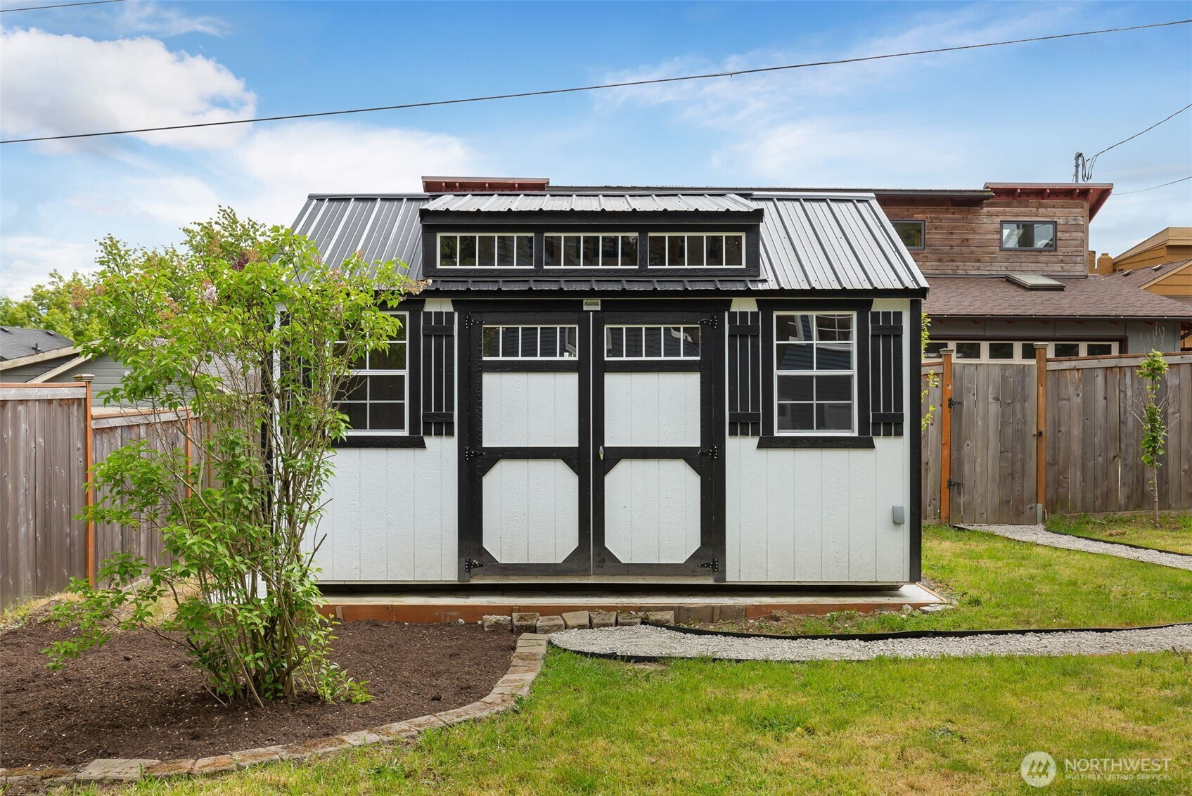 749 N 98th Street, Seattle, WA 98103