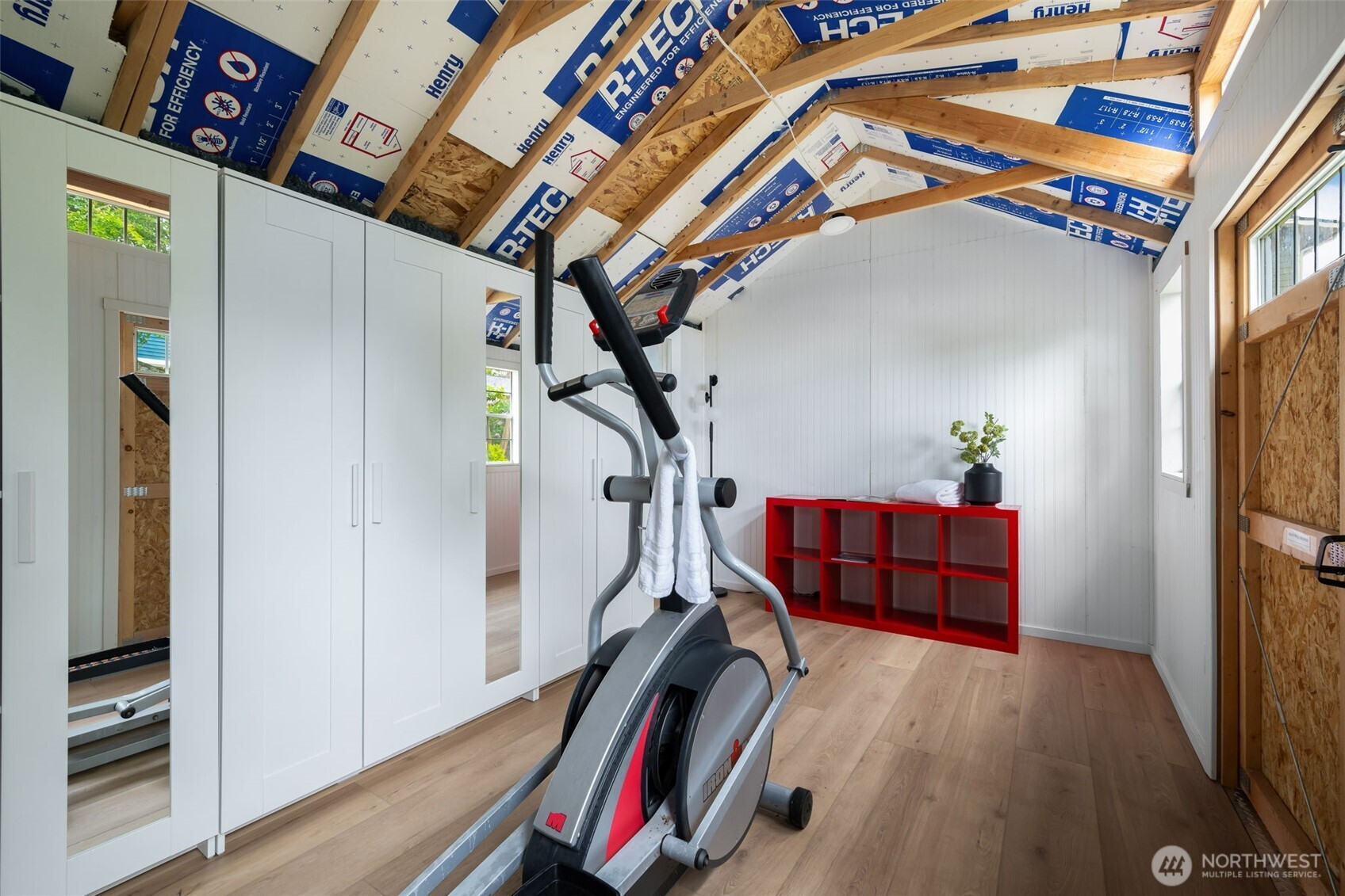 749 N 98th Street, Seattle, WA 98103