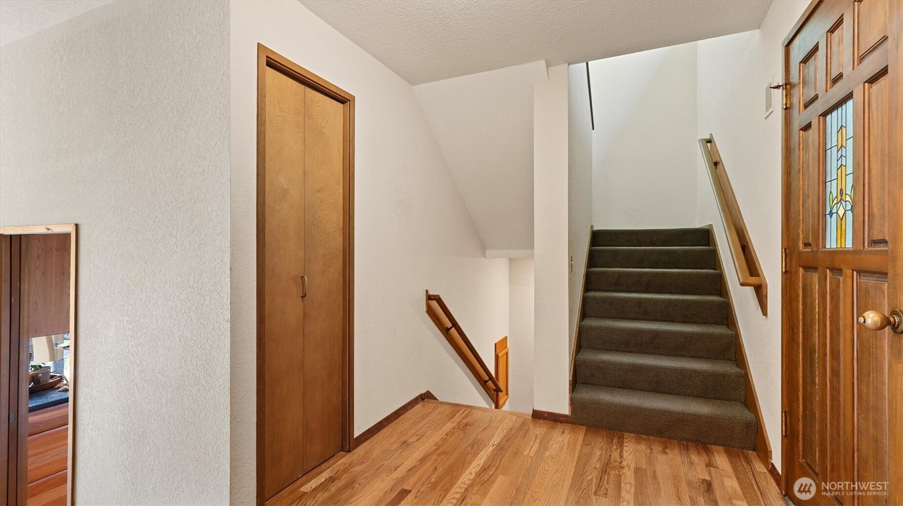 9623 NE Riverbend Drive, Bothell, WA 98011