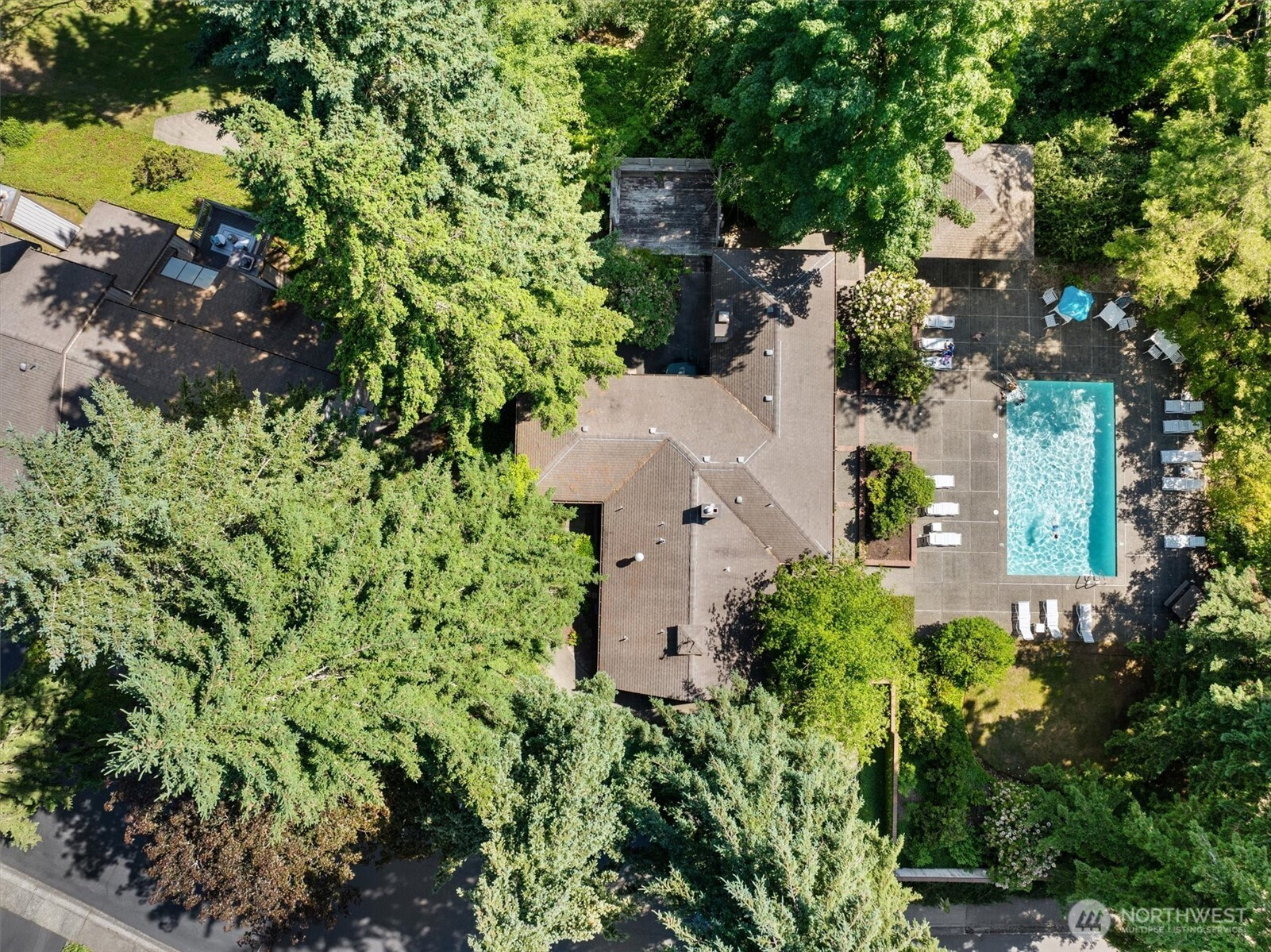 9623 NE Riverbend Drive, Bothell, WA 98011