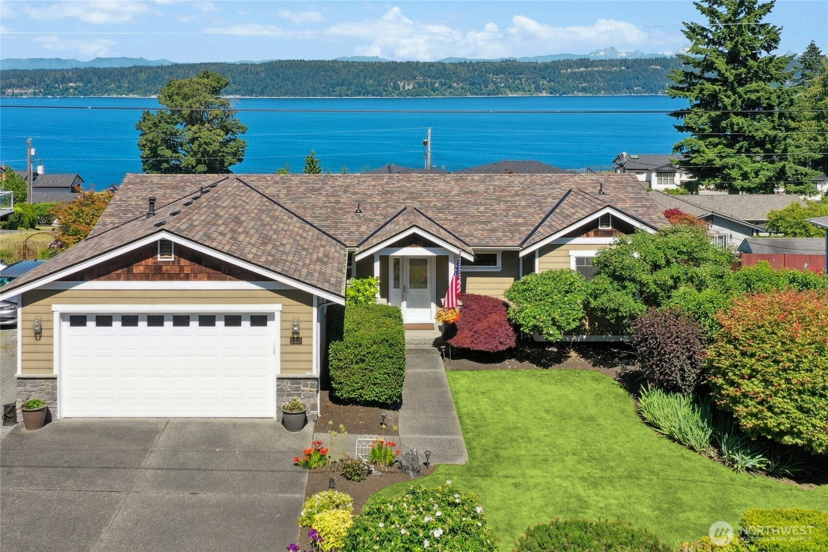 2923 Viewmont Place, Camano Island, WA 98282