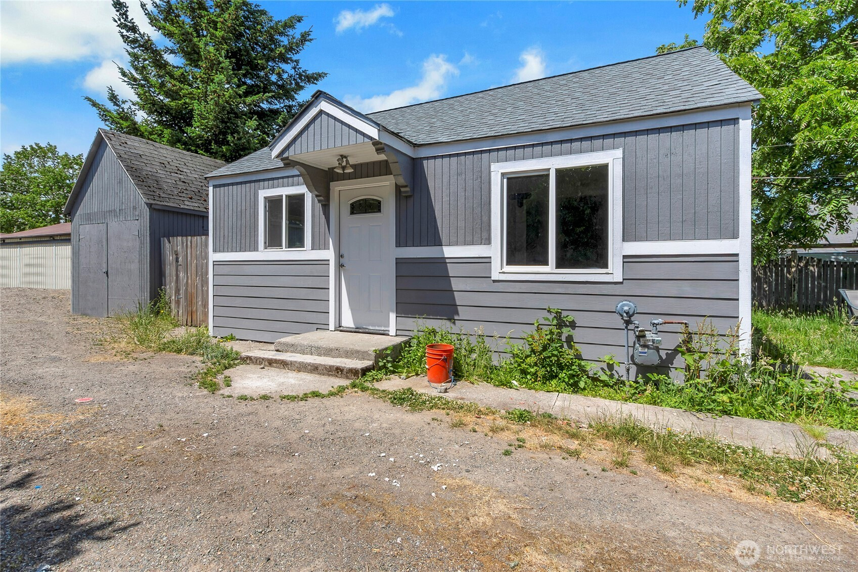 4050 E B Street, Tacoma, WA 98404