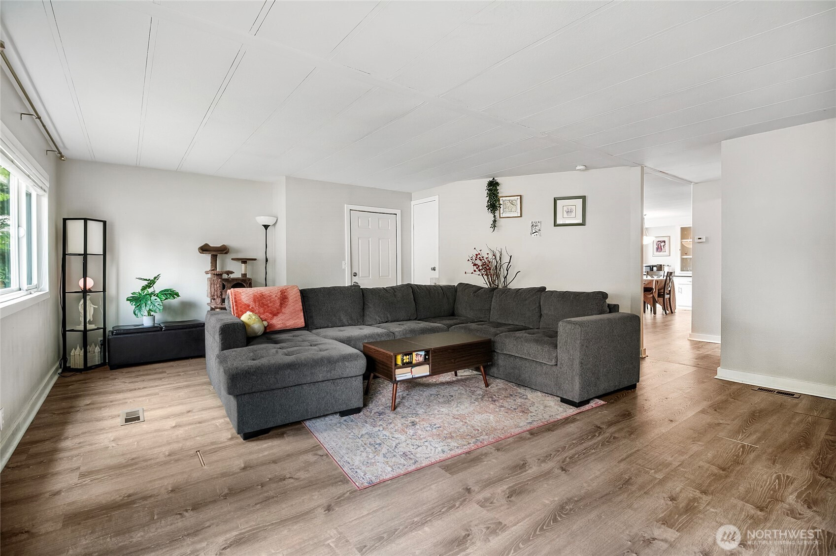 3305 207th Place SE, Bothell, WA 98012