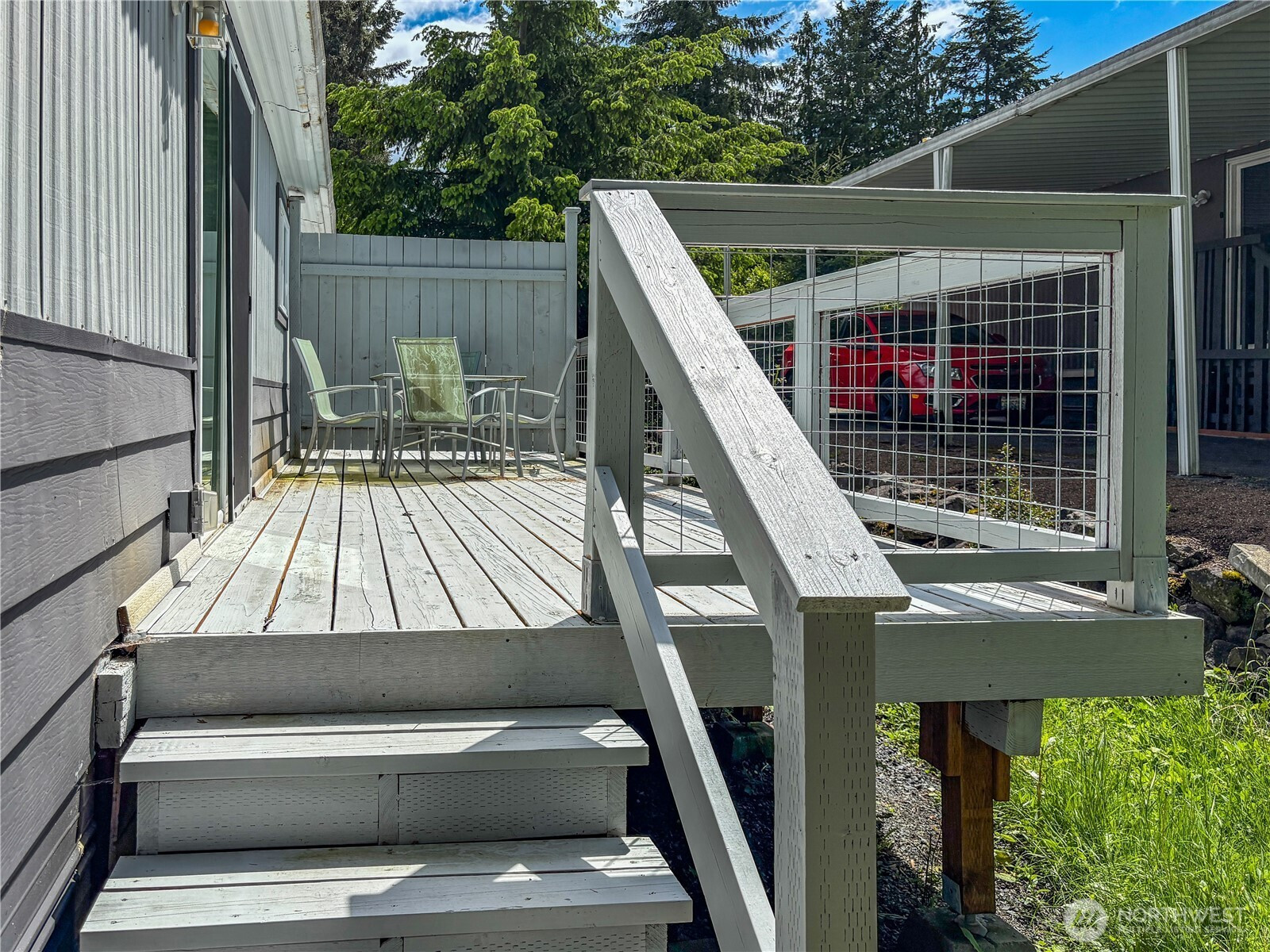 3305 207th Place SE, Bothell, WA 98012