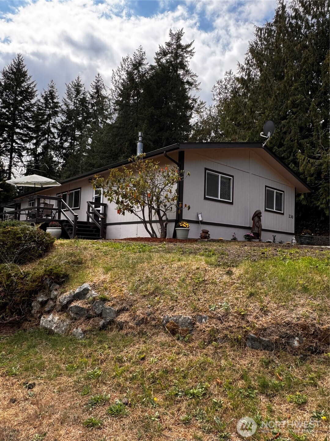 230 Meadowood Drive W, Seabeck, WA 98380
