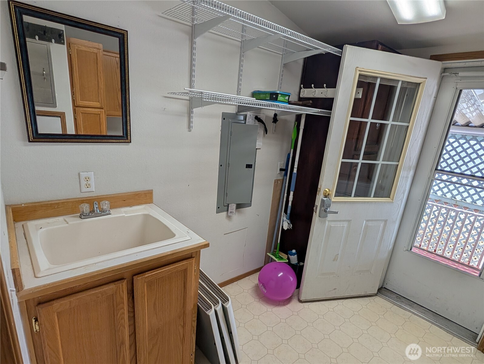 1200 Lincoln Street, Bellingham, WA 98229