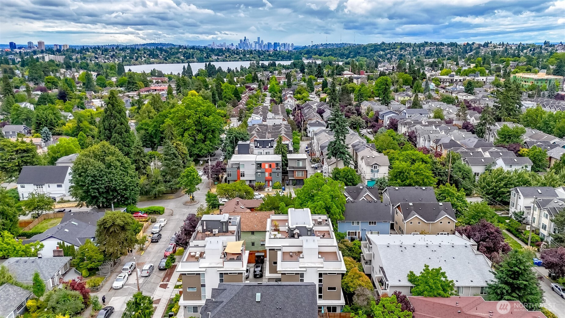 8811 Interlake Avenue N, Seattle, WA 98103