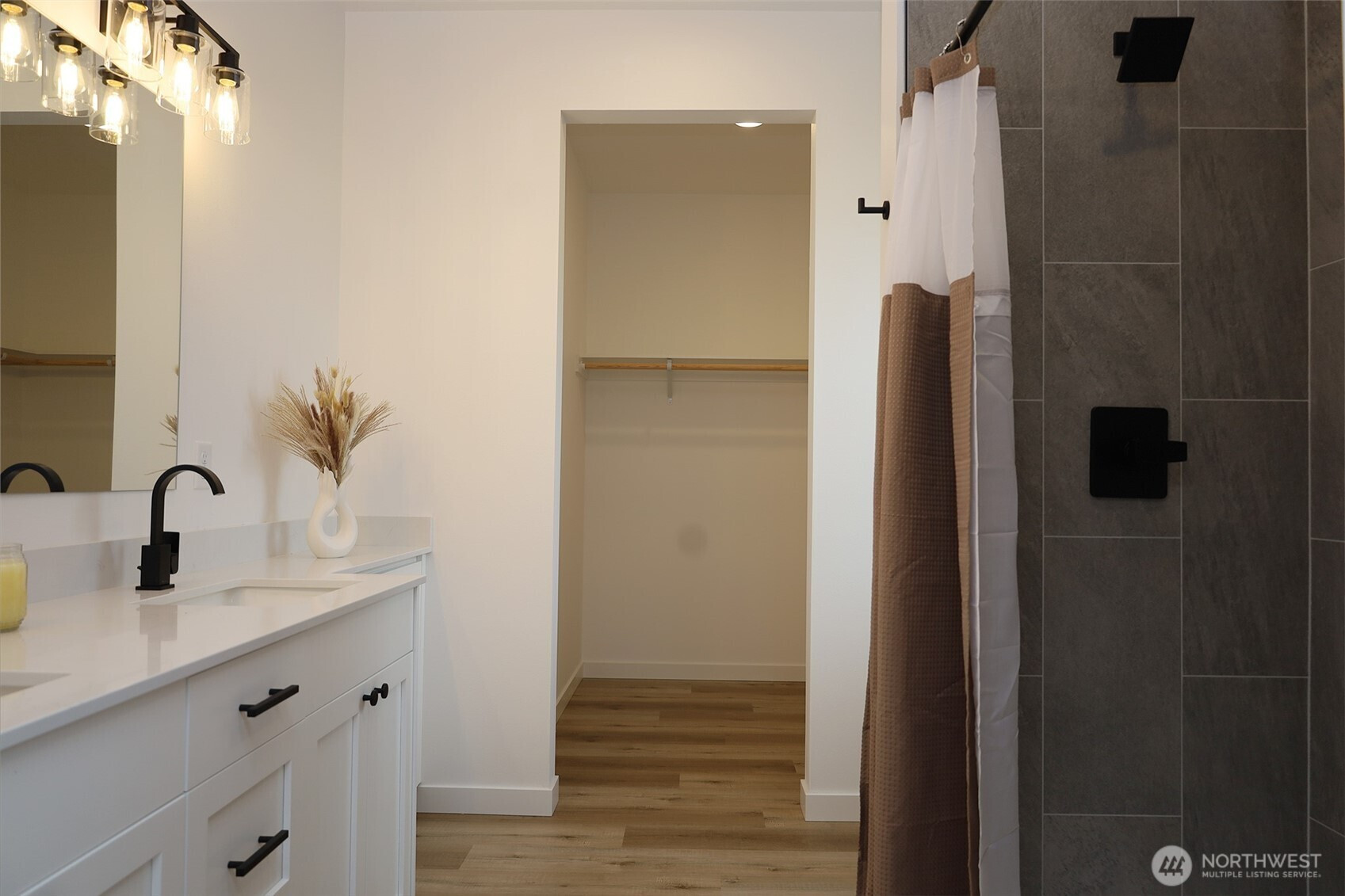 2859 Oleander Lane, Blaine, WA 98230