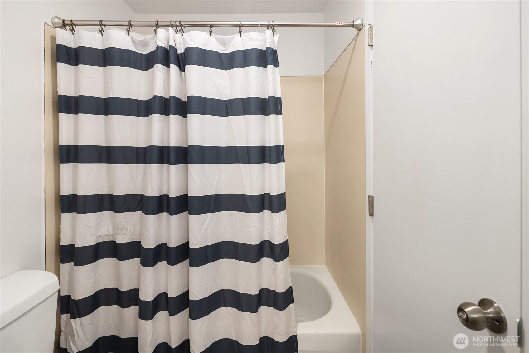 11201 3rd Avenue SE, Everett, WA 98208