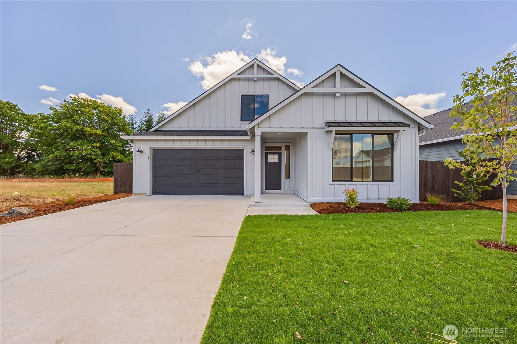 990 RW Fletcher Street, Winlock, WA 98596