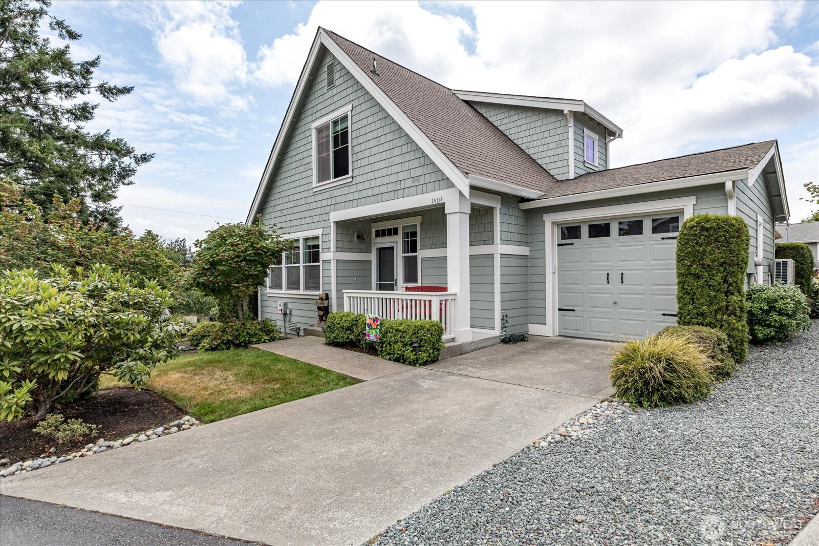 1404 Portside Court, Freeland, WA 98249