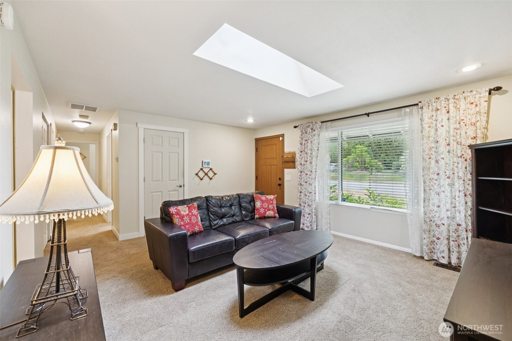 1019 209th Avenue NE, Sammamish, WA 98074