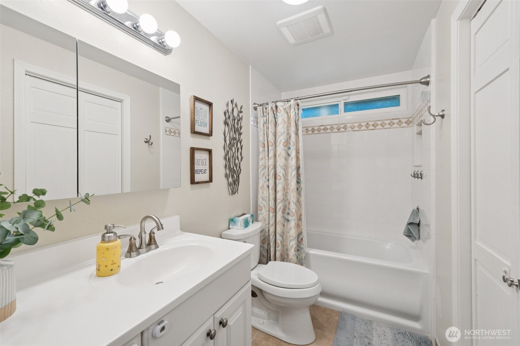 1019 209th Avenue NE, Sammamish, WA 98074