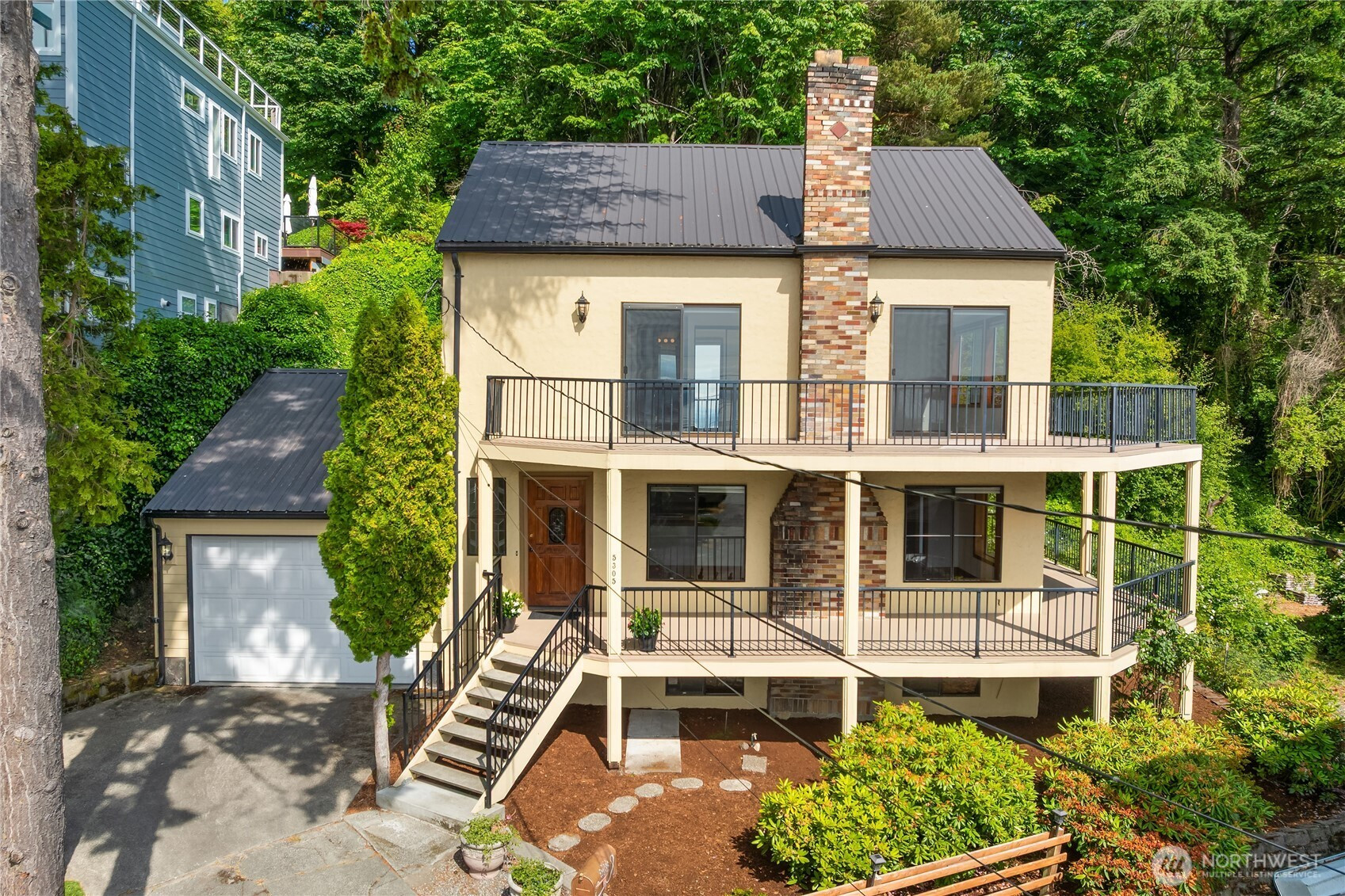 5305 SW Shore Place, Seattle, WA 98136