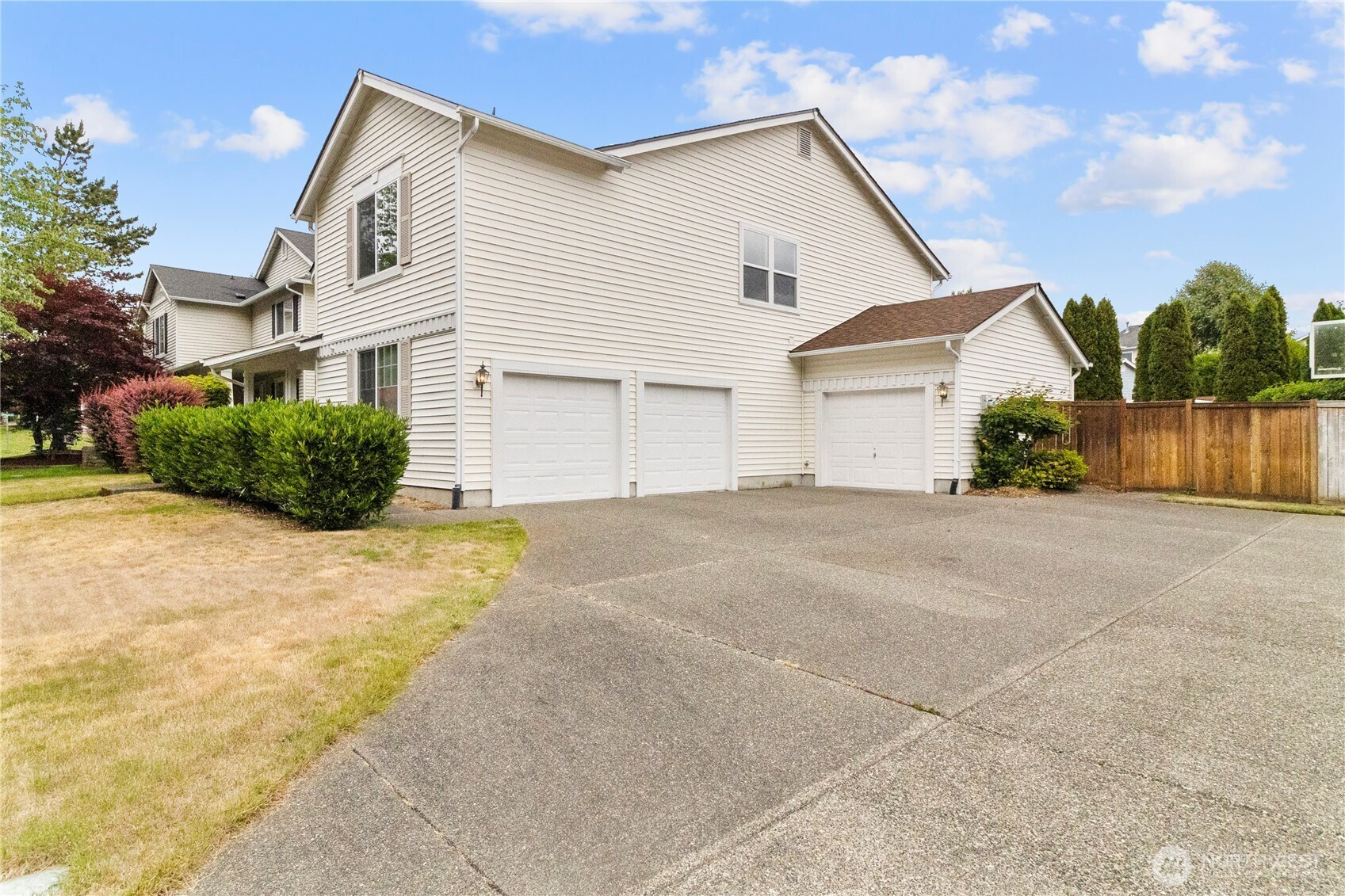 1662 Jensen Avenue, Dupont, WA 98327
