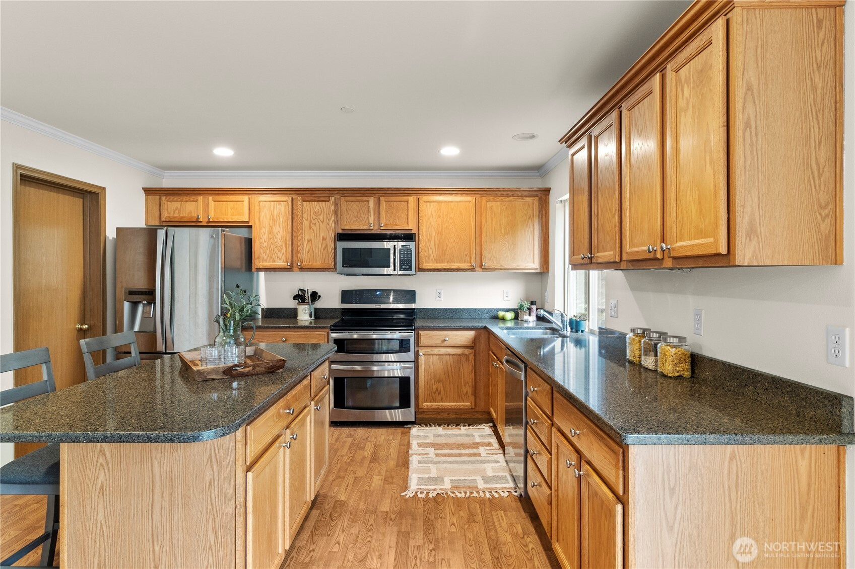 1662 Jensen Avenue, Dupont, WA 98327