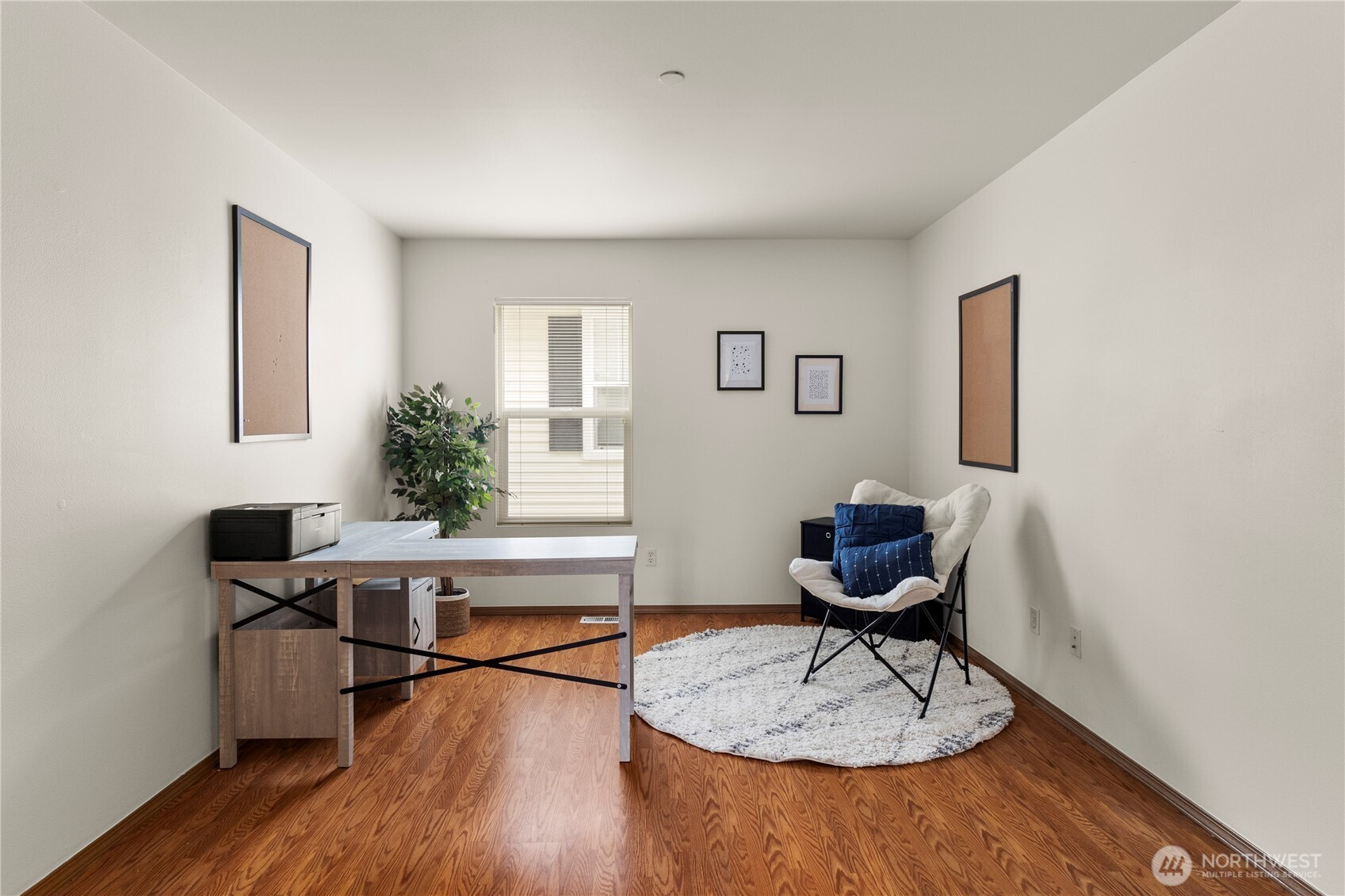 1662 Jensen Avenue, Dupont, WA 98327