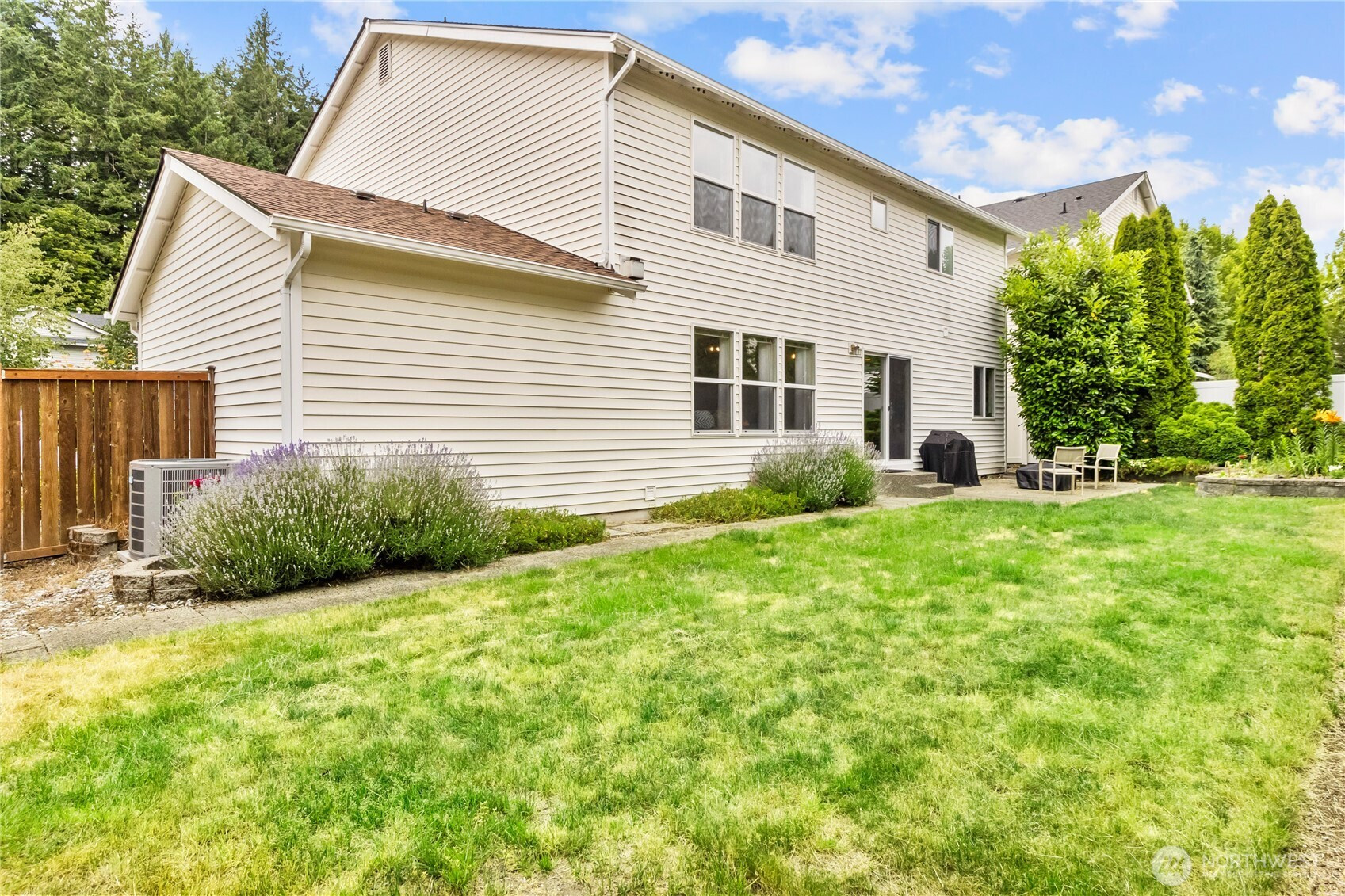 1662 Jensen Avenue, Dupont, WA 98327