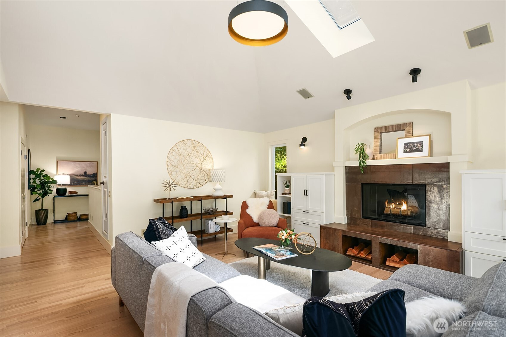 9201 24th Avenue NW, Seattle, WA 98117