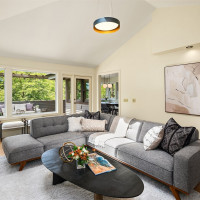 9201 24th Avenue NW, Seattle, WA 98117