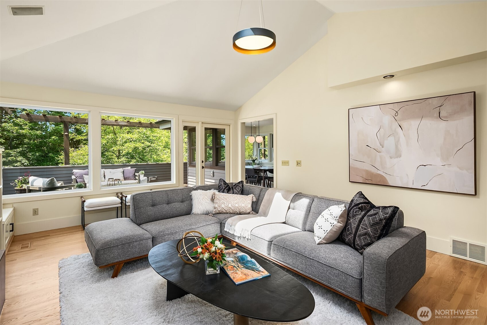 9201 24th Avenue NW, Seattle, WA 98117