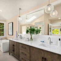 9201 24th Avenue NW, Seattle, WA 98117