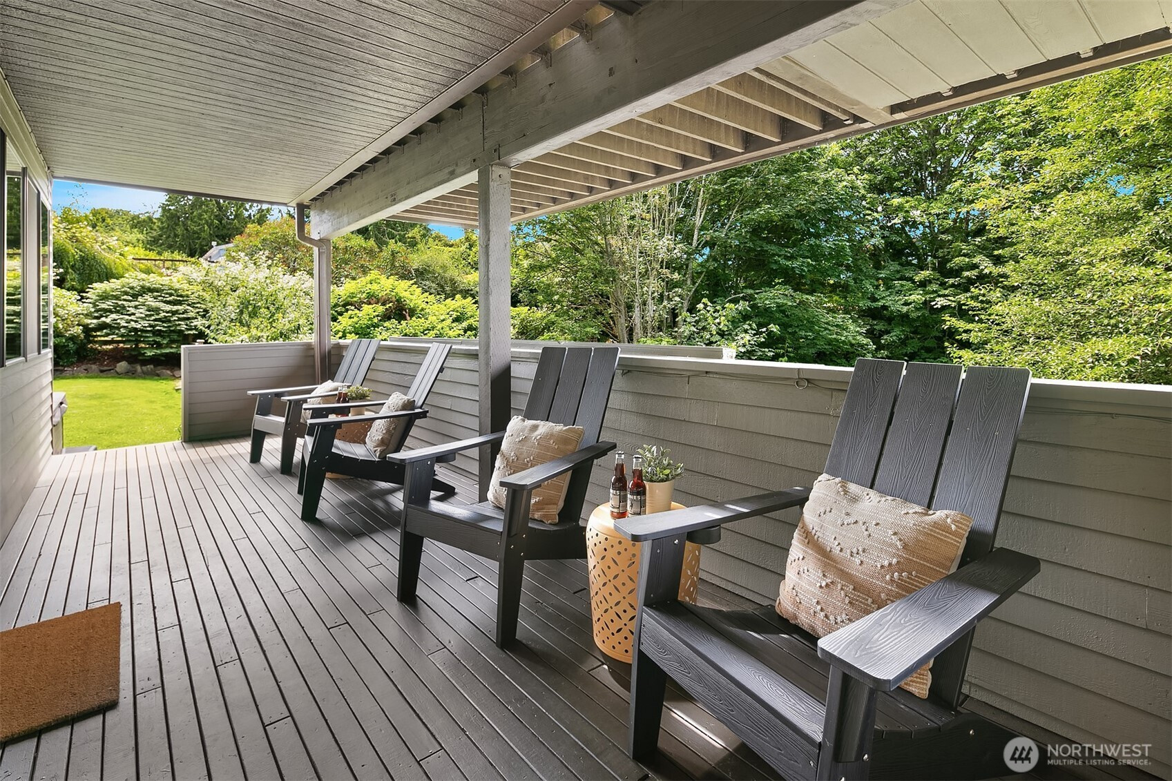 9201 24th Avenue NW, Seattle, WA 98117