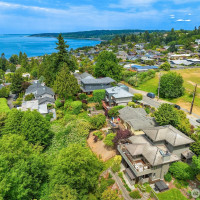 9201 24th Avenue NW, Seattle, WA 98117