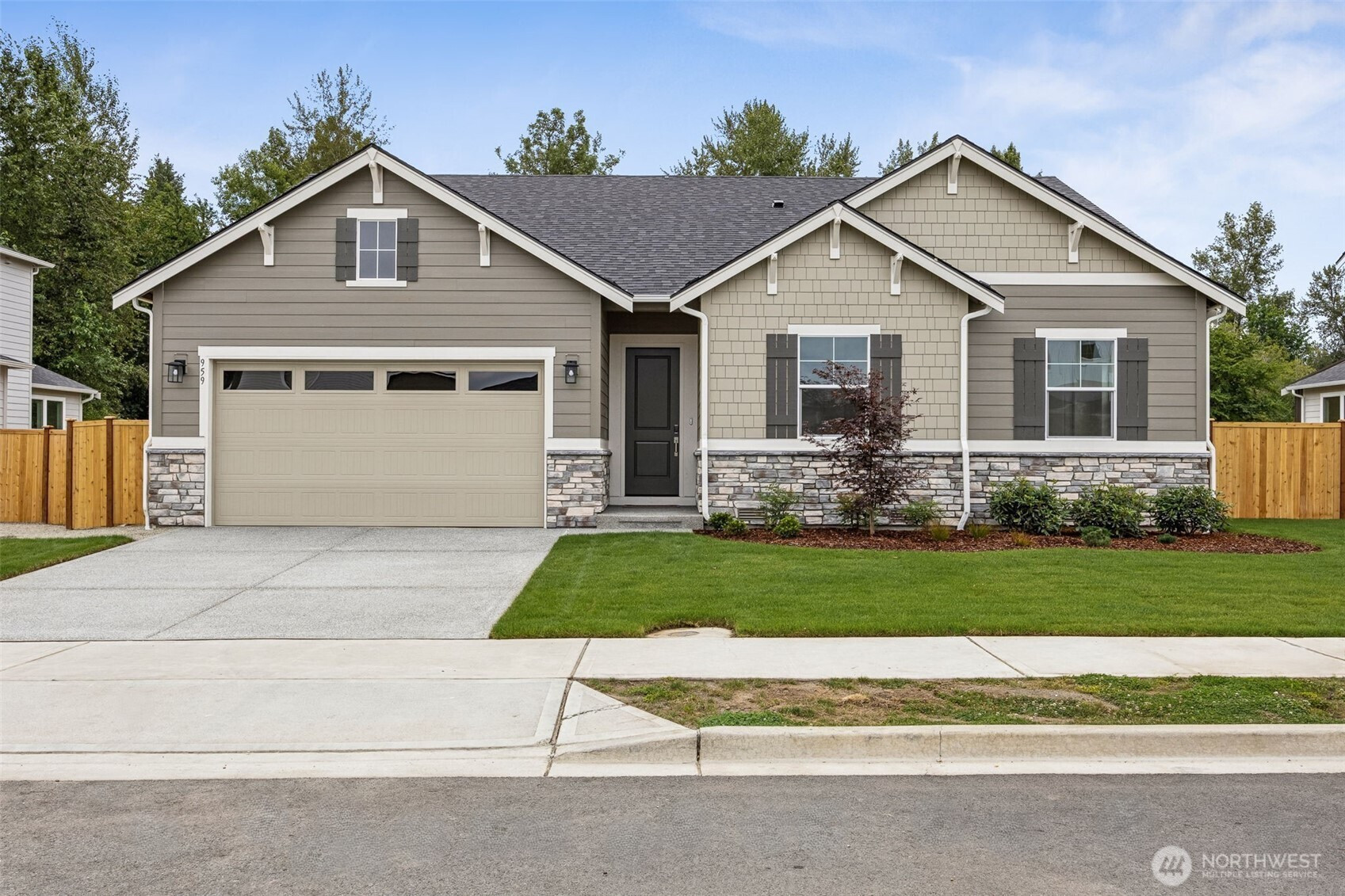 959 Lucas Avenue, Buckley, WA 98321