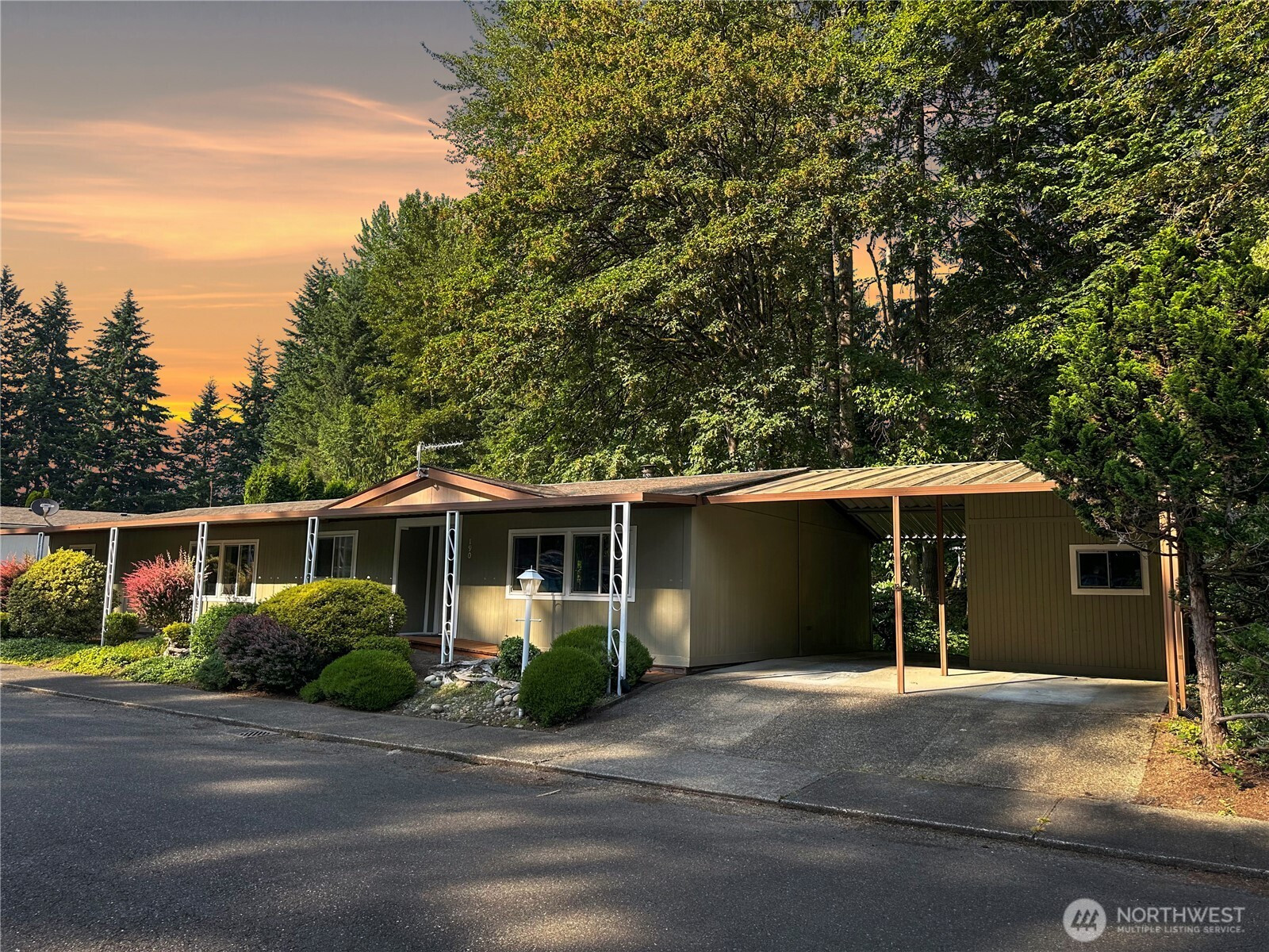 2500 S 370th Street, Federal Way, WA 98003