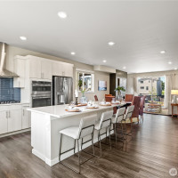 8269 S 118th Court, Seattle, WA 98178