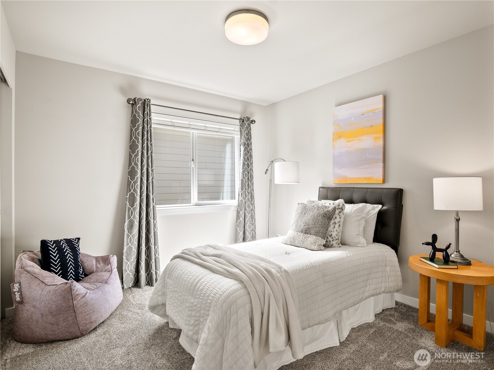 8269 S 118th Court, Seattle, WA 98178